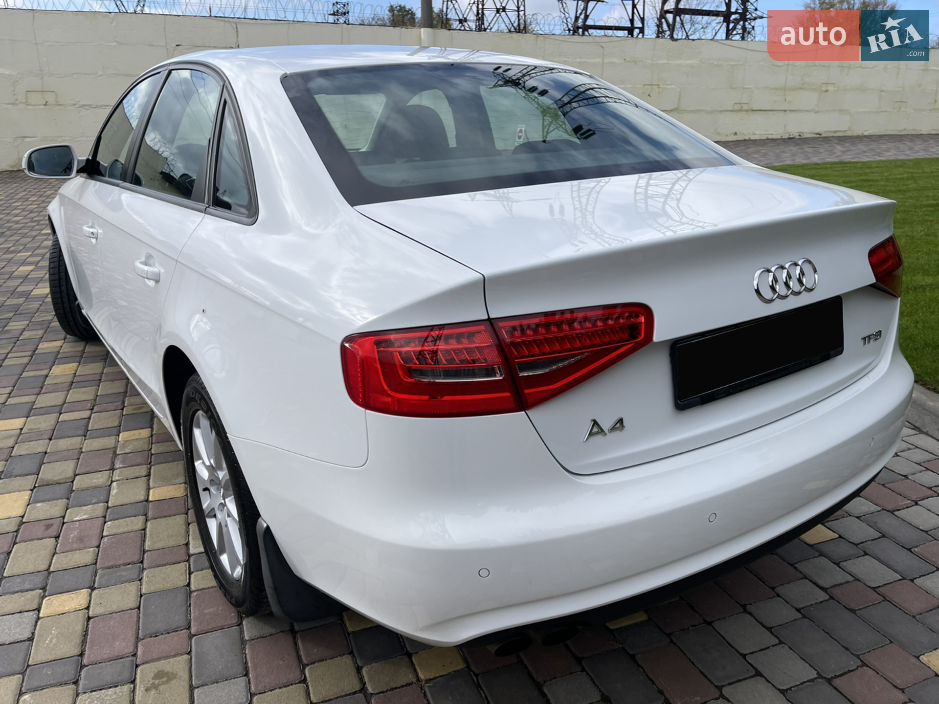 2012 Audi A4 - мініатюра 11