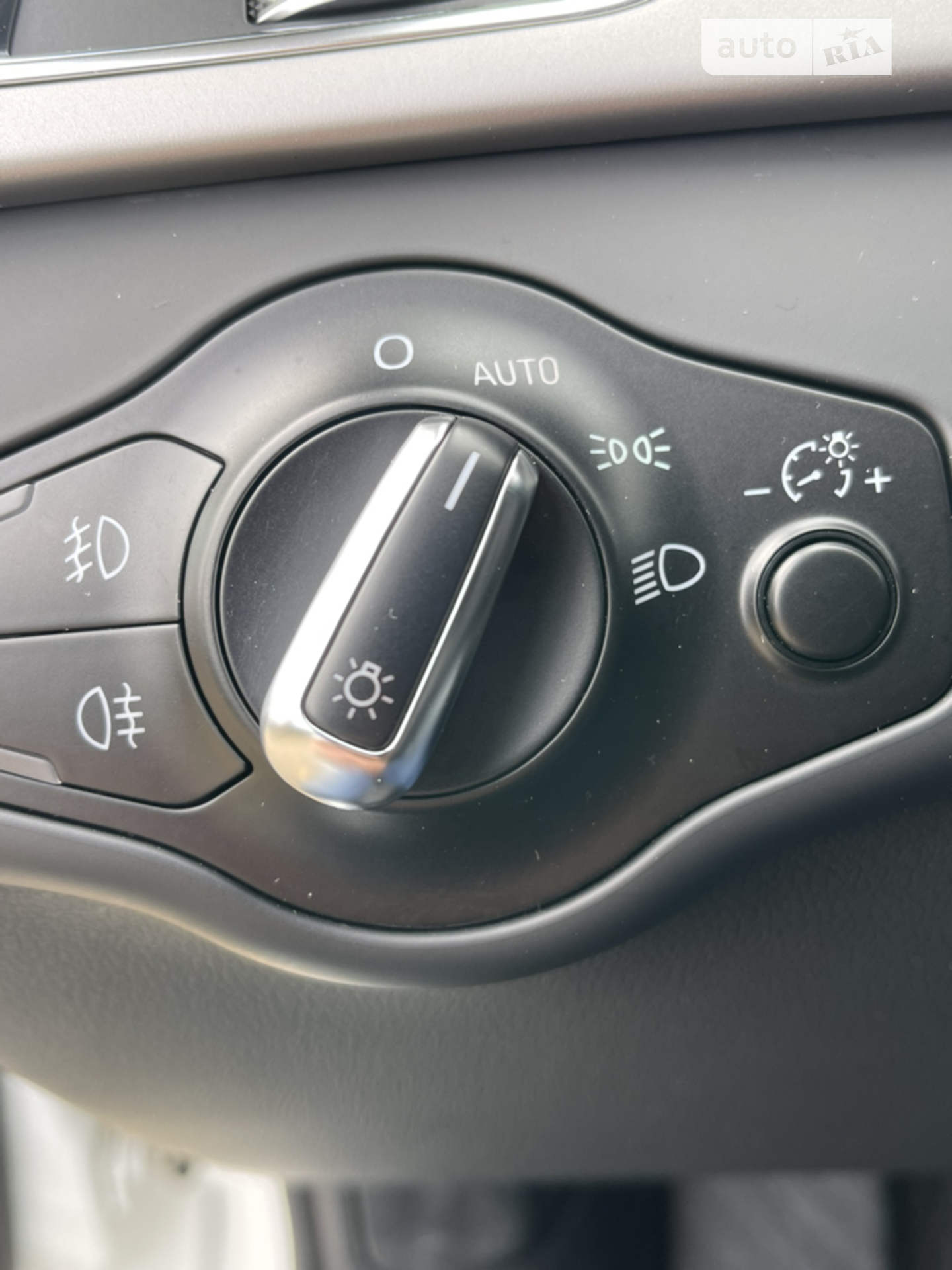 2012 Audi A4 - мініатюра 38