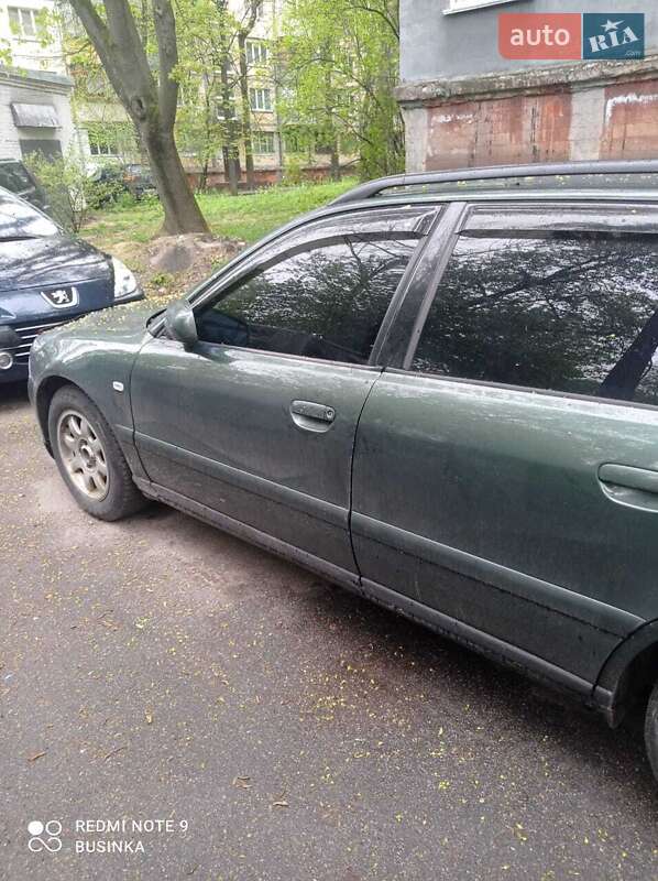 Универсал Audi A4 2000 в Киеве