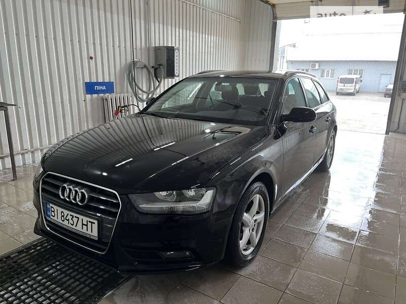 Универсал Audi A4 2012 в Полтаве