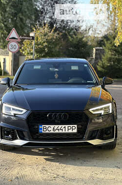 Седан Audi A4 2016 в 