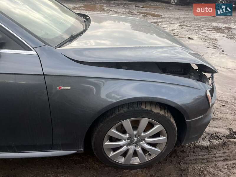 Седан Audi A4 2015 в Львове