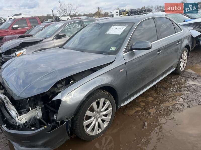 Седан Audi A4 2015 в Львове