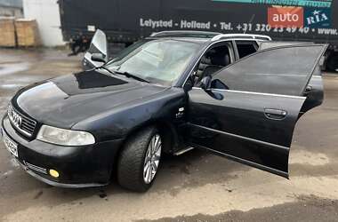 Универсал Audi A4 2000 в Черновцах