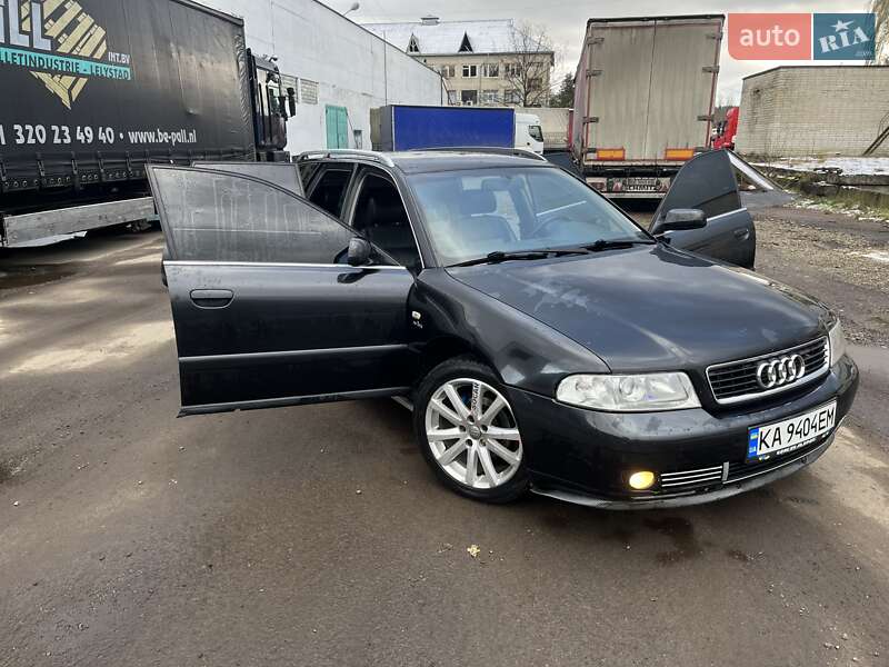 Универсал Audi A4 2000 в Черновцах