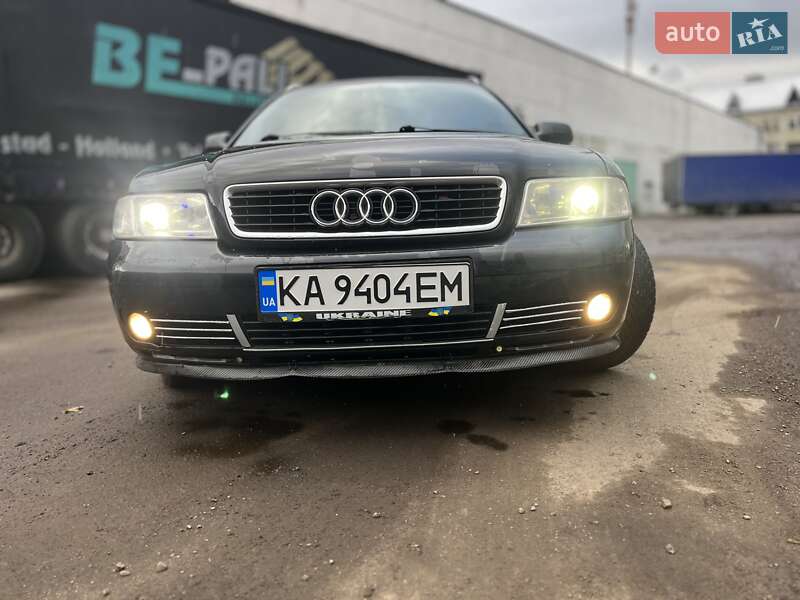 Универсал Audi A4 2000 в Черновцах