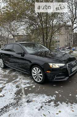 Седан Audi A4 2018 в Дніпрі