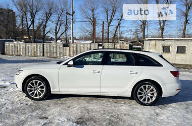 Універсал Audi A4 2017 в 