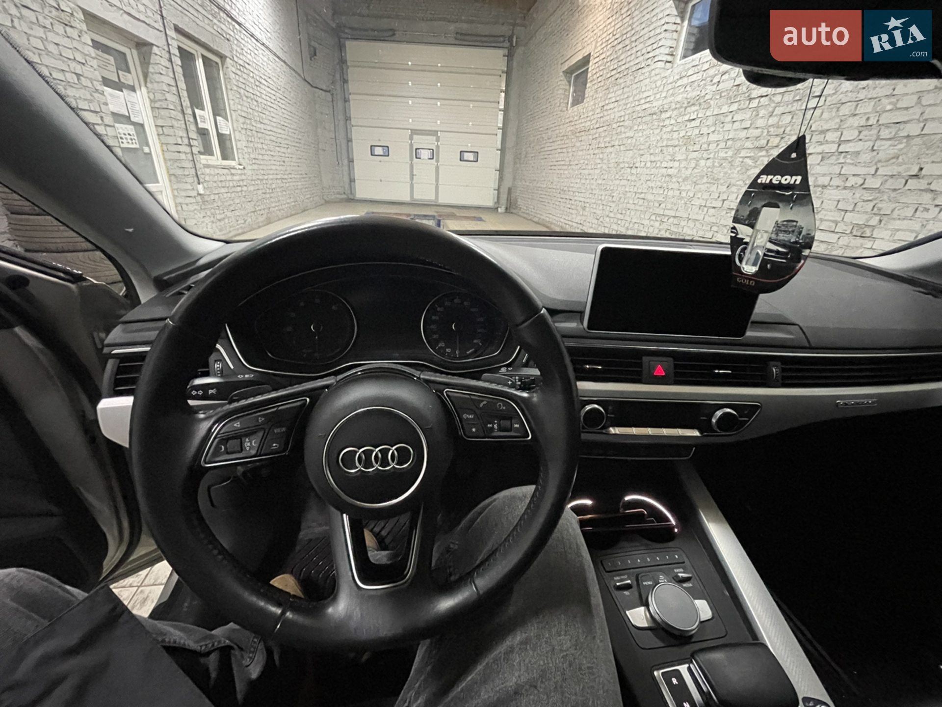 2016 Audi A4 - мініатюра 8