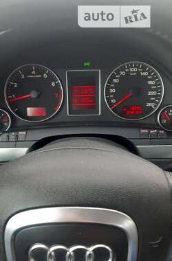 Универсал Audi A4 2004 в 