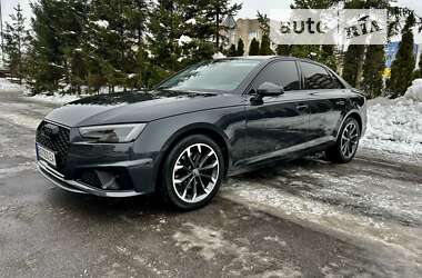 Седан Audi A4 2018 в 