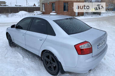 Седан Audi A4 2004 в 