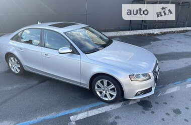 Седан Audi A4 2010 в Чернигове