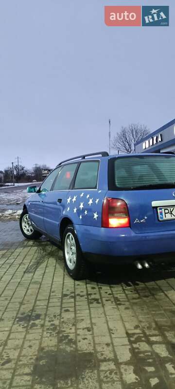 Универсал Audi A4 1999 в Раздельной