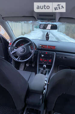 Универсал Audi A4 2002 в Обухове