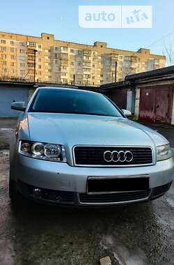 Седан Audi A4 2000 в Киеве