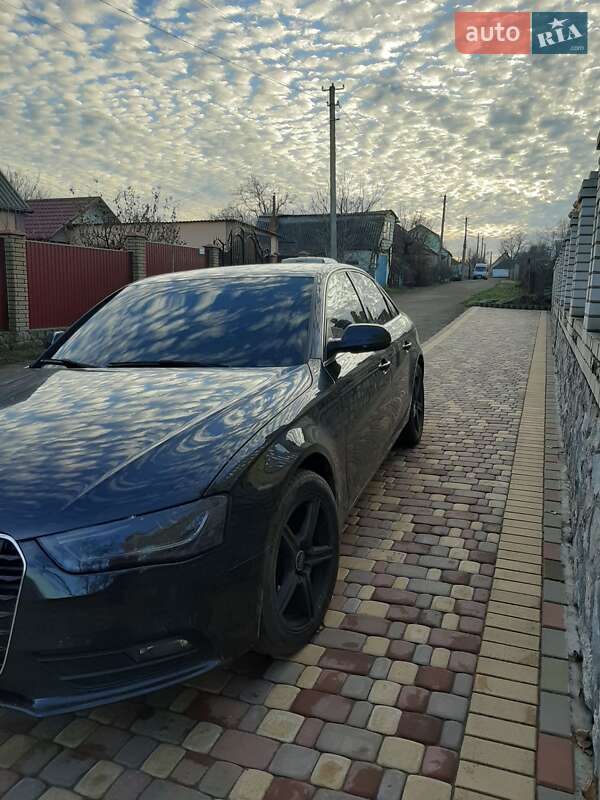 Седан Audi A4 2013 в Первомайске фото 12 Седан Audi A4 2013 в Первомайске