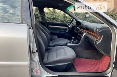 Седан Audi A4 1999 в 