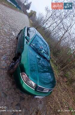 Седан Audi A4 1997 в Виннице