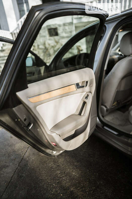 Седан Audi A4 2008 в Южноукраїнську