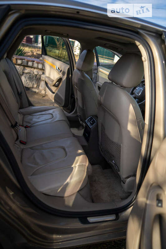 Седан Audi A4 2008 в Южноукраїнську