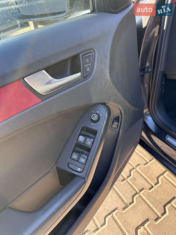 Седан Audi A4 2008 в Кривом Роге
