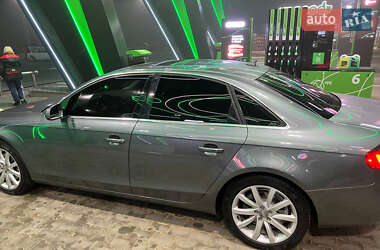 Седан Audi A4 2013 в Одесі