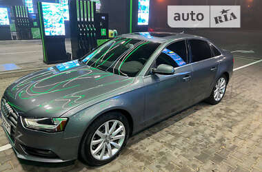 Седан Audi A4 2013 в Одесі