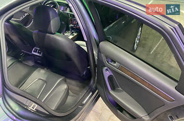 Седан Audi A4 2013 в Одесі