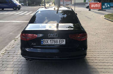Седан Audi A4 2015 в Черновцах