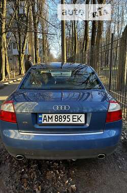 Седан Audi A4 2001 в Киеве
