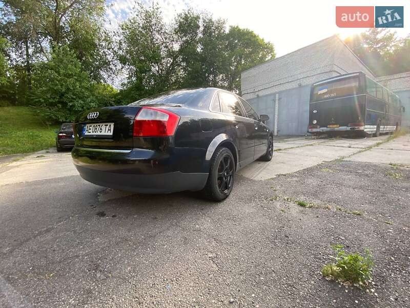 Седан Audi A4 2001 в Дружковке
