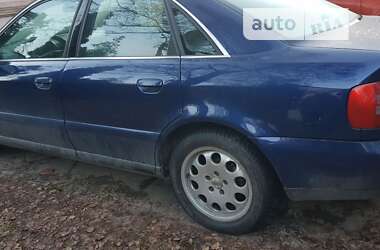 Седан Audi A4 2000 в Чорткове