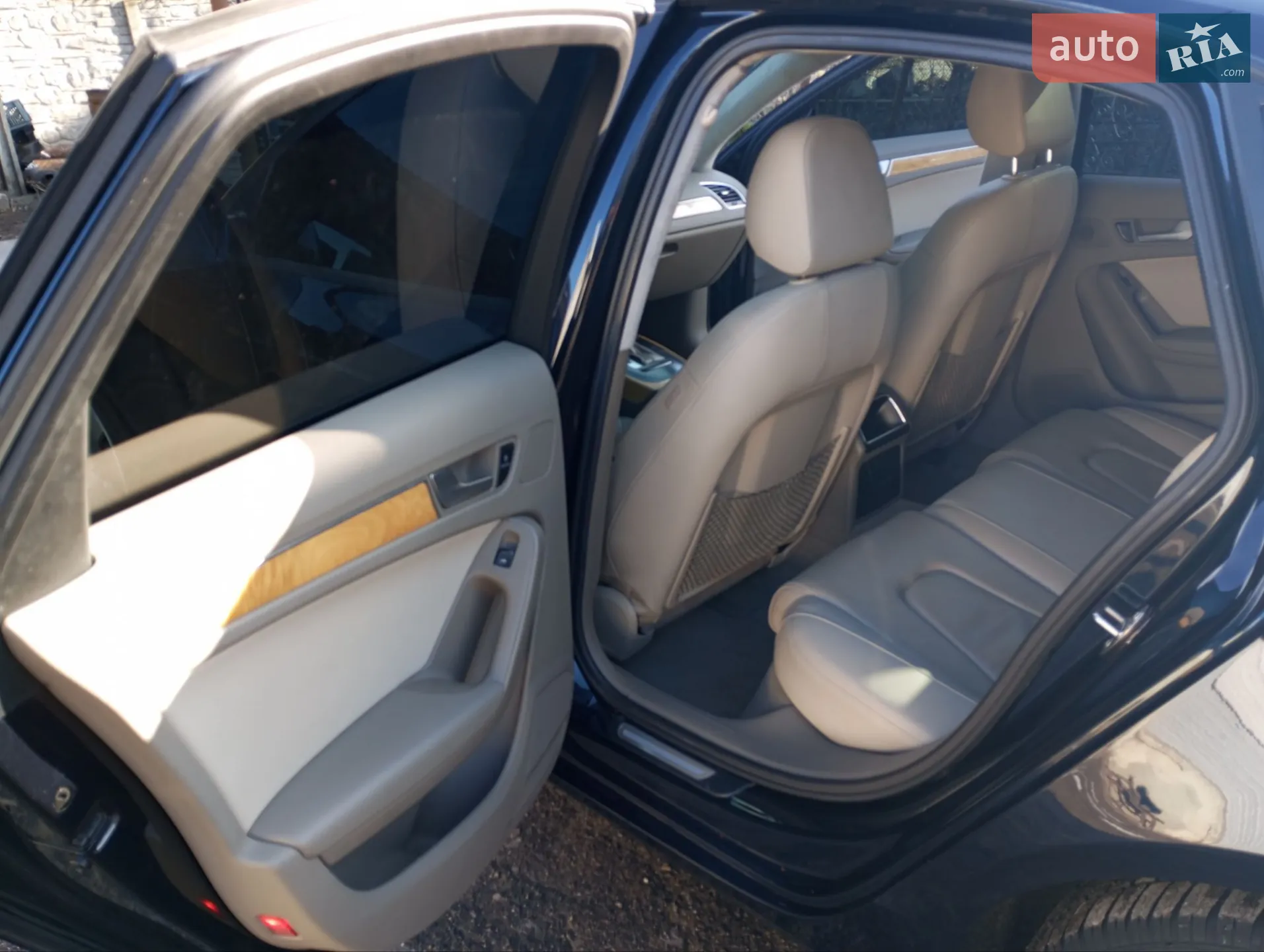 2010 Audi A4 - мініатюра 13