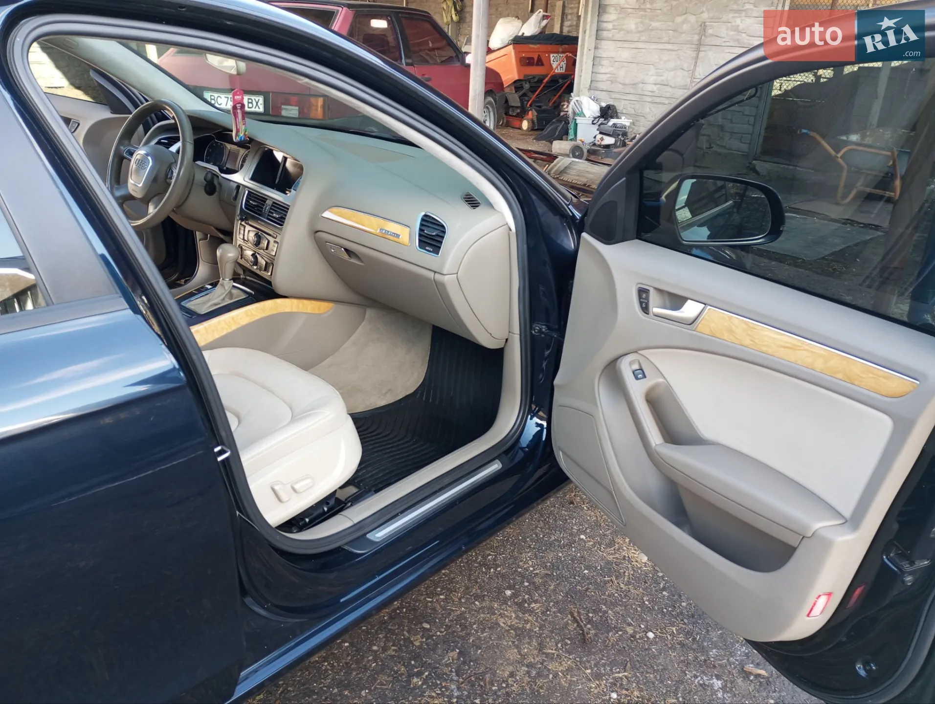 2010 Audi A4 - мініатюра 15