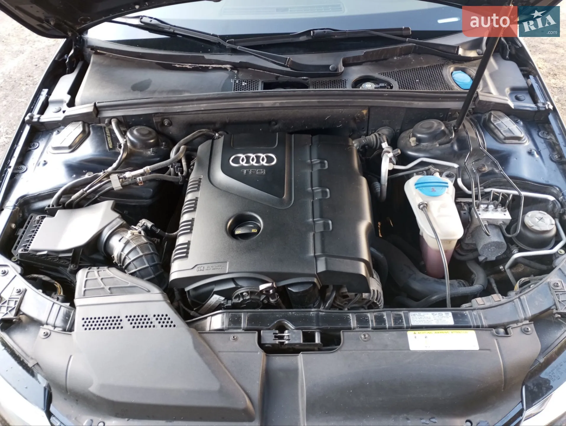 2010 Audi A4 - мініатюра 16