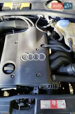 Седан Audi A4 1999 в Жашкове Седан Audi A4 1999 в Жашкове