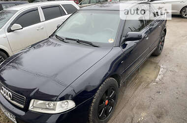 Седан Audi A4 1999 в Очакові