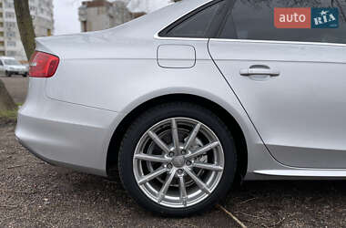 Седан Audi A4 2014 в Черкассах