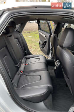 Седан Audi A4 2014 в Черкассах