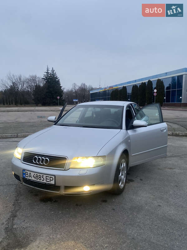 Седан Audi A4 2004 в Кропивницком