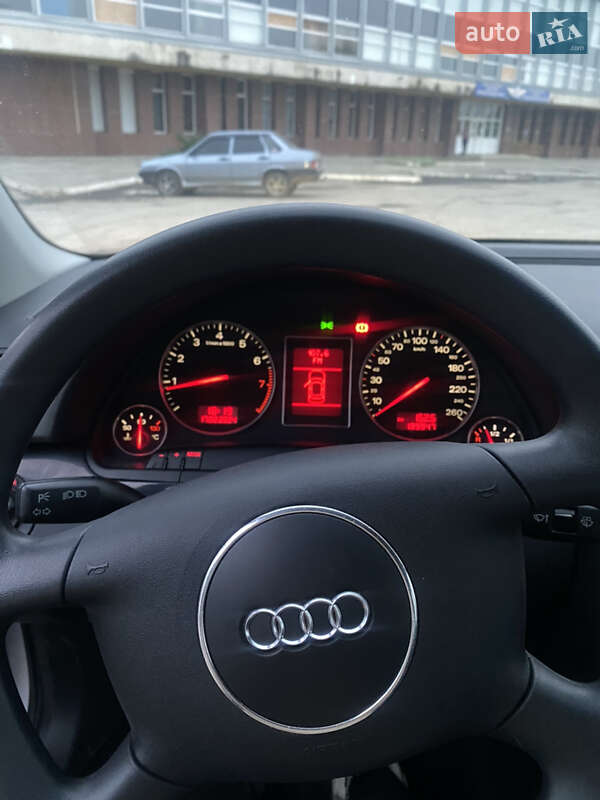 Седан Audi A4 2004 в Кропивницком