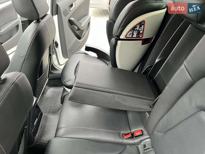 Седан Audi A4 2014 в Киеве