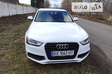 Седан Audi A4 2014 в Старокостянтинові