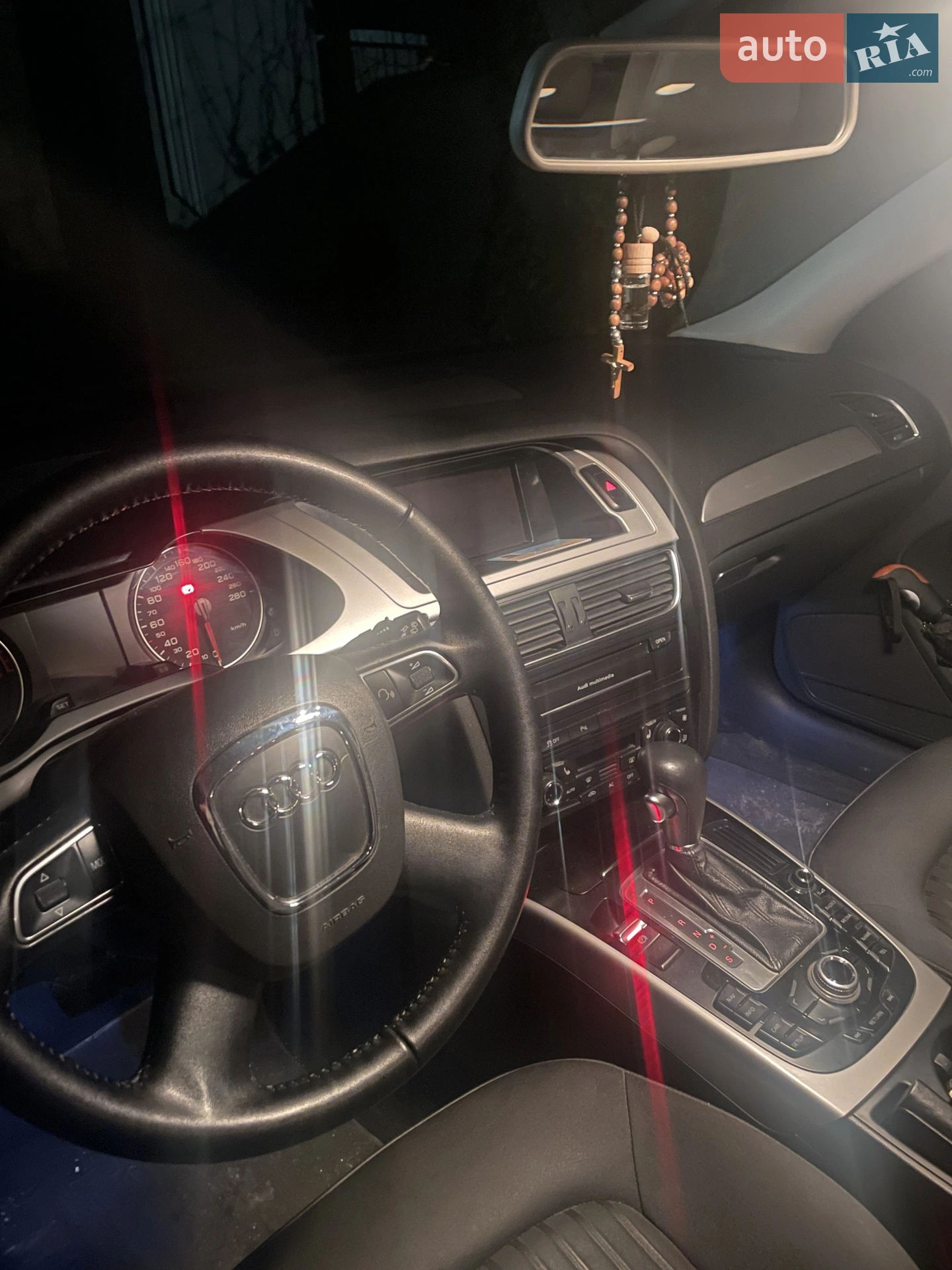 2011 Audi A4 - мініатюра 4