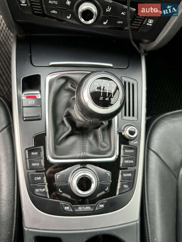 Универсал Audi A4 2014 в Звягеле