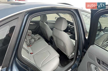 Седан Audi A4 2015 в Киеве