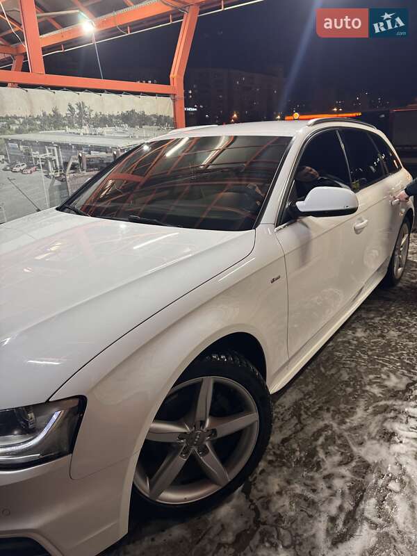 Универсал Audi A4 2015 в Новомосковске