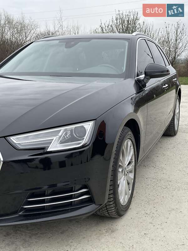 Универсал Audi A4 2018 в Ужгороде