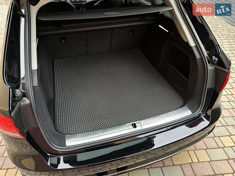 Универсал Audi A4 2018 в Ужгороде